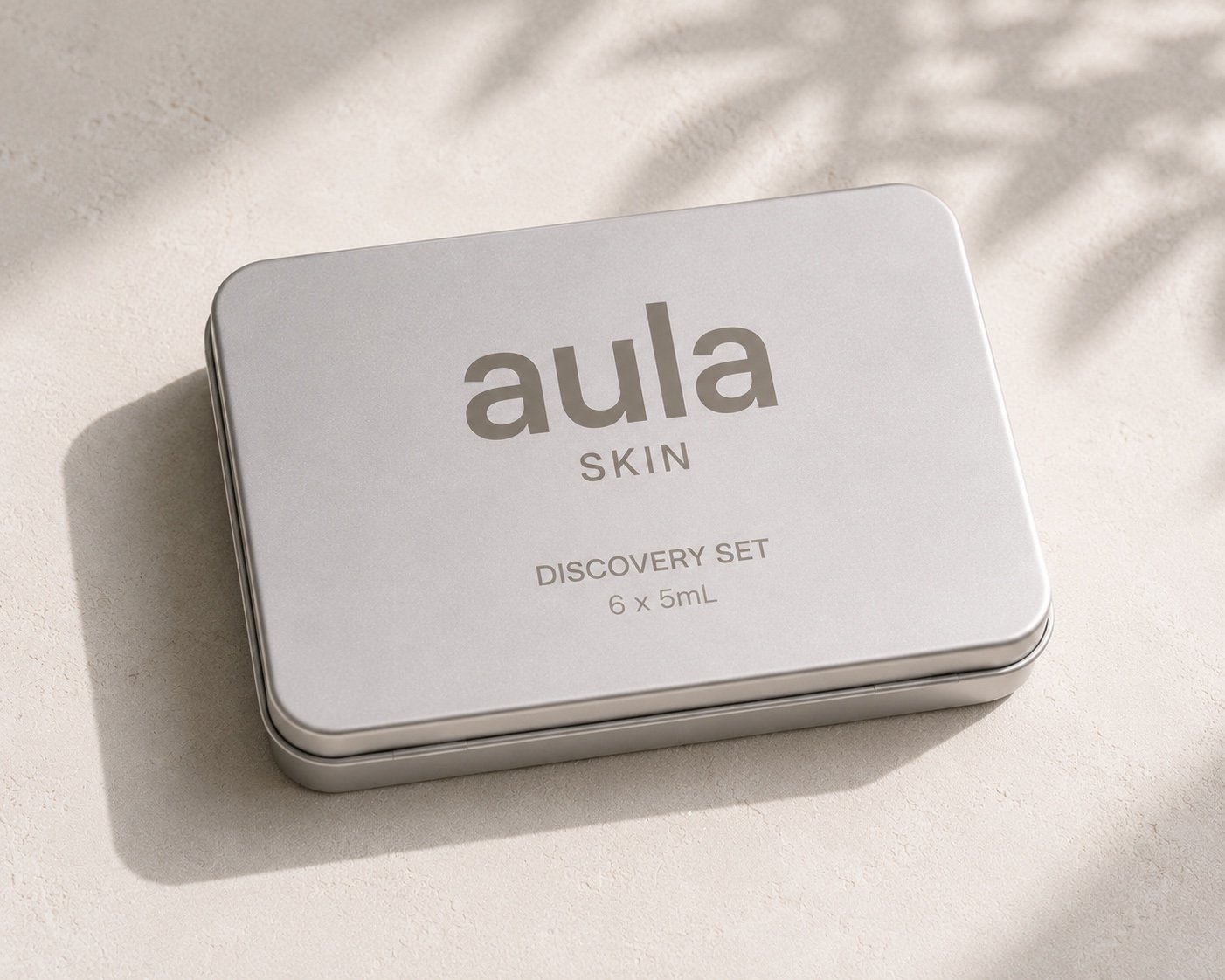 Closed Aula Discovery Set tin, engraved aula SKIN — Discovery Set, 6 x 5 mL