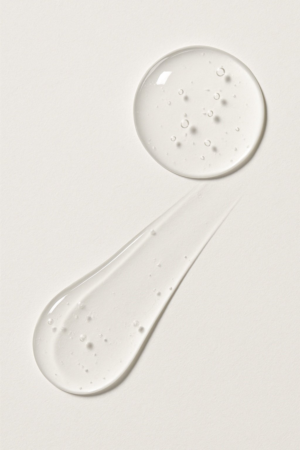 Niacinamide Clear gel texture swatch